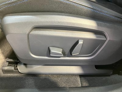 2025 BMW IX2 缩略图 28