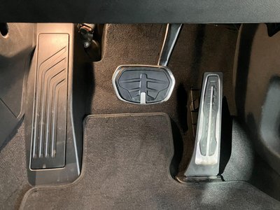 2025 BMW IX2 缩略图 43