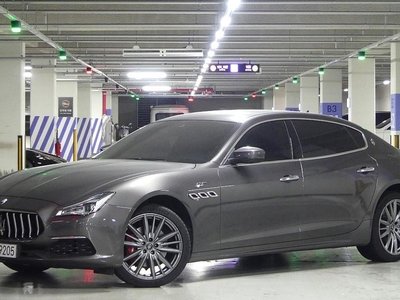 صورة 4 لـ 2022 Maserati QUATTROPORTE
