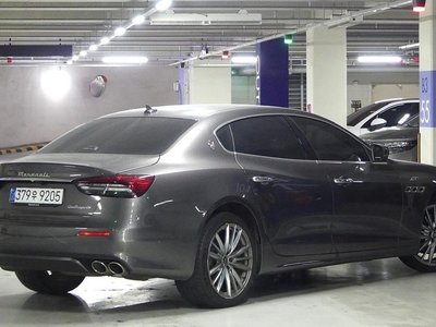صورة 6 لـ 2022 Maserati QUATTROPORTE