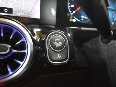 صورة 7 لـ 2021 Mercedes-BENZ GLA AMG