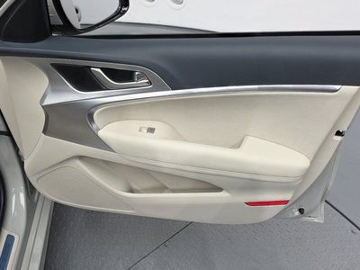 صورة مصغرة 14 لـ 2025 Genesis THE NEW G70