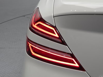 2025 Genesis THE NEW G70 photo 10
