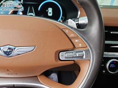 GENESIS G80 (RG3) - 10