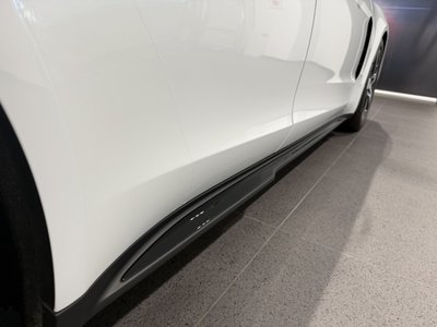 2025 Porsche PANAMERA photo 8