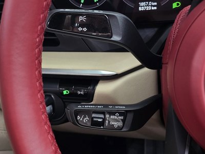 2021 Porsche 911 — миниатюра 20