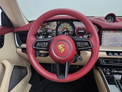 2021 Porsche 911 — миниатюра 18