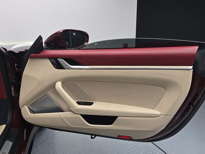2021 Porsche 911 — миниатюра 14