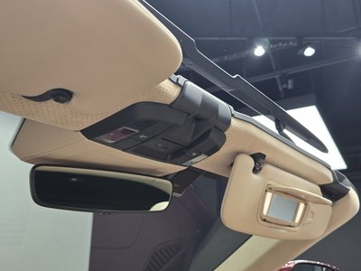 2021 Porsche 911 — миниатюра 30