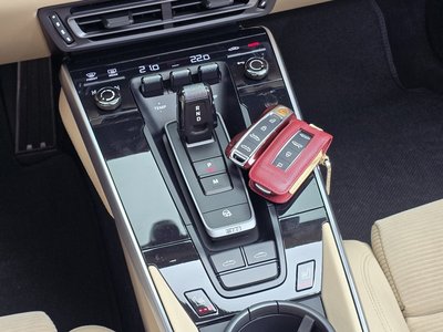 2021 Porsche 911 — миниатюра 12