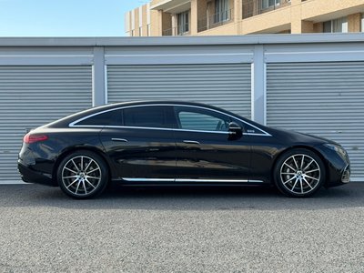 MERCEDES-BENZ EQS - 10