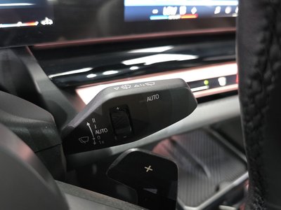 2025 BMW 5 SERIES 缩略图 29