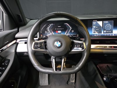 2025 BMW 5 SERIES 缩略图 19