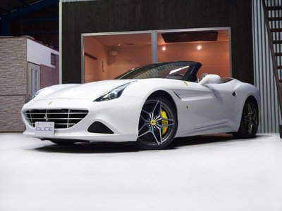 FERRARI CALIFORNIA T