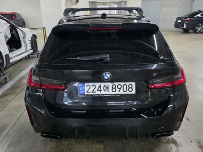 صورة 2 لـ 2024 BMW 3 SERIES