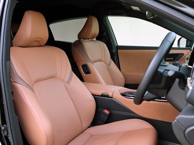 2025 Toyota CROWN SPORT thumbnail 33