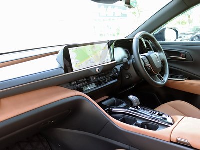 2025 Toyota CROWN SPORT thumbnail 34
