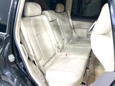 TOYOTA LAND CRUISER PRADO - 9