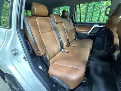 TOYOTA LAND CRUISER PRADO - 9