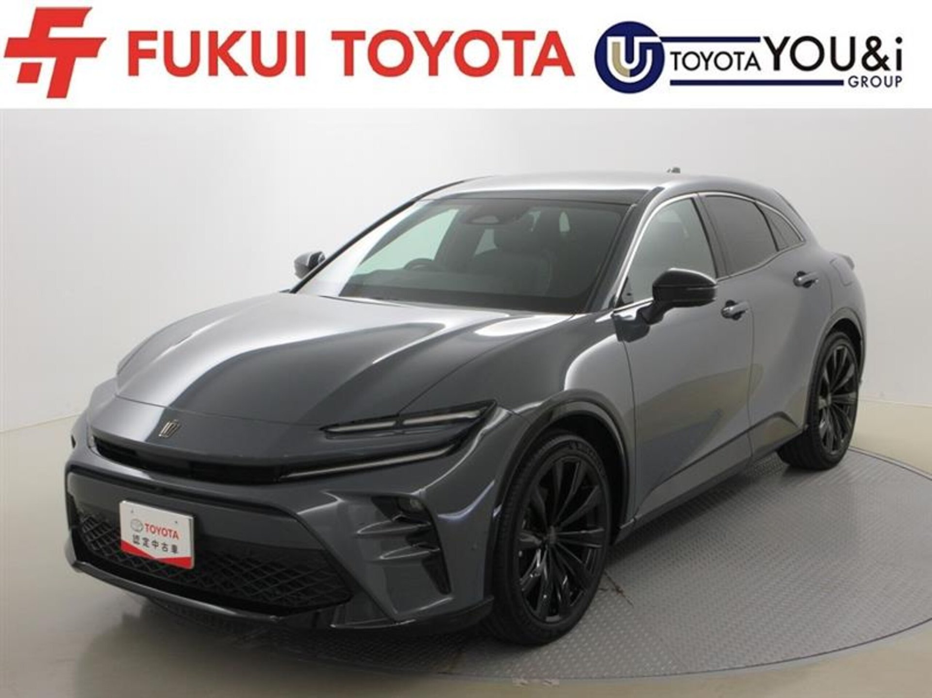 TOYOTA CROWN SPORT - View 1