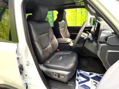TOYOTA LAND CRUISER 250 - 8