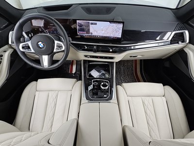 صورة 5 لـ 2026 BMW X5