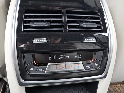 2026 BMW X5 缩略图 19