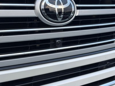 2025 Toyota LAND CRUISER 300 — миниатюра 15