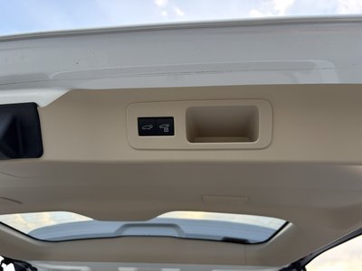 2025 Toyota LAND CRUISER 300 — миниатюра 62