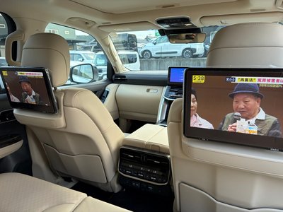 2025 Toyota LAND CRUISER 300 — миниатюра 52