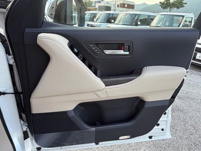 2025 Toyota LAND CRUISER 300 — миниатюра 46