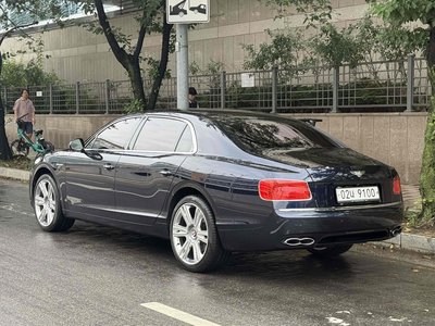 صورة 6 لـ 2018 Bentley FLYING SPUR