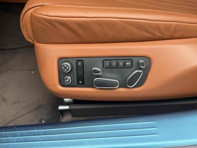 صورة 9 لـ 2018 Bentley FLYING SPUR