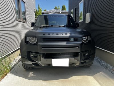 LAND ROVER DEFENDER - 1