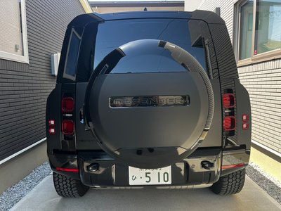 LAND ROVER DEFENDER - 6