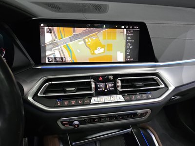 2022 BMW X6 — миниатюра 20