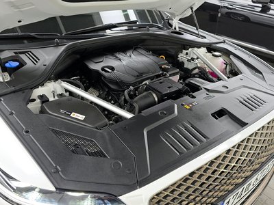 صورة 7 لـ 2024 Genesis GV70