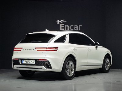 صورة 3 لـ 2024 Genesis GV70