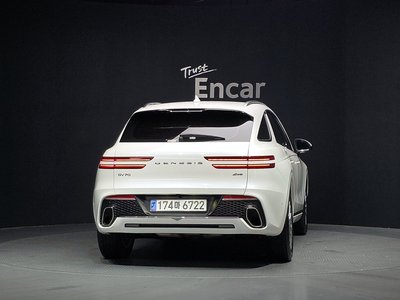 صورة 4 لـ 2024 Genesis GV70