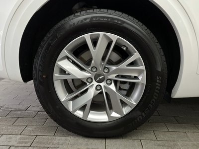 صورة 6 لـ 2024 Genesis GV70