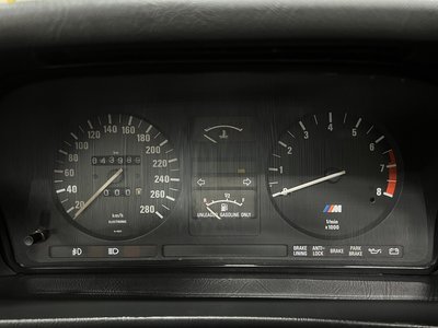 1988 BMW M5 — фото 24