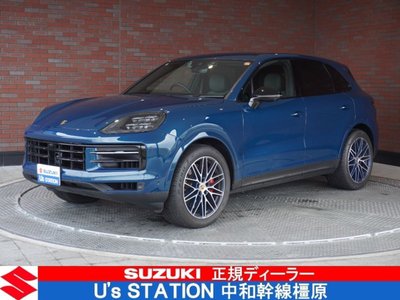 PORSCHE CAYENNE