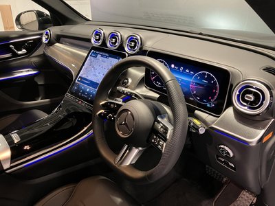 صورة مصغرة 32 لـ 2025 Mercedes-BENZ GLC
