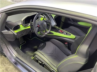 LAMBORGHINI REVUELTO - 3