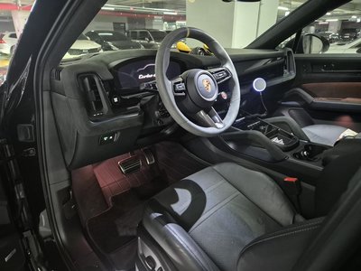 2024 Porsche CAYENNE 照片 4