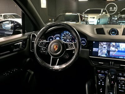 PORSCHE CAYENNE - 9