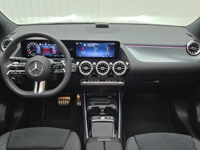 MERCEDES-BENZ GLA - 5