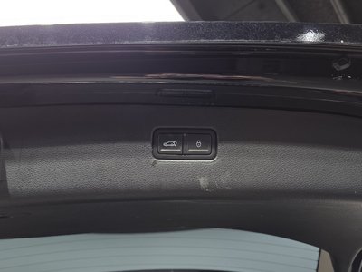 2022 Genesis GV80 thumbnail 16