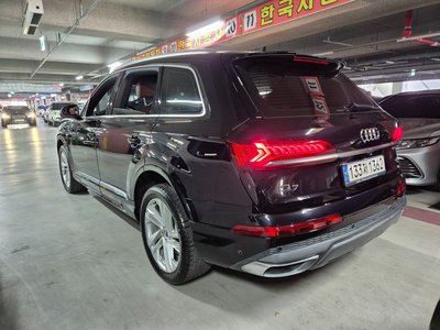 AUDI Q7 - 3