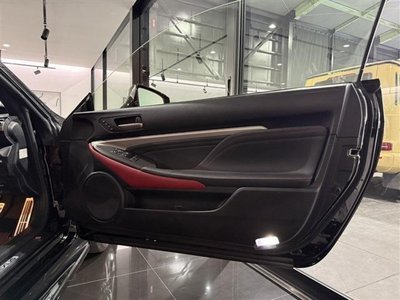 2019 Lexus RC — миниатюра 31
